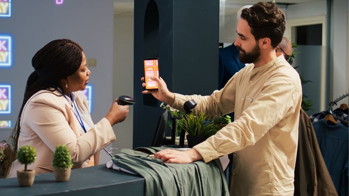 Fidelity card: come creare un programma fedeltà per la tua attività